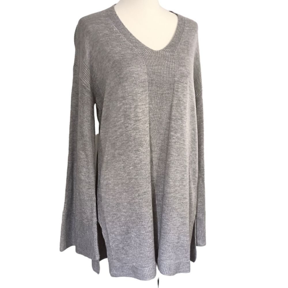 Joan Vass Cashmere Cozy Sweater M Relaxed Gray Bell Sleeves V Neck Quiet Luxury - Picture 3 of 16